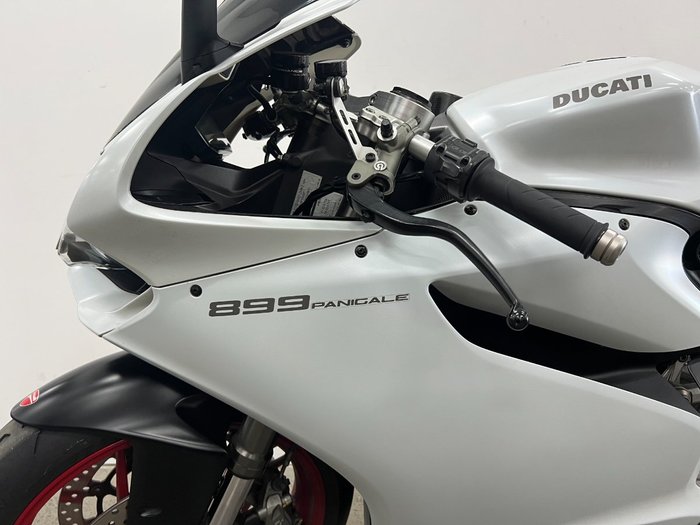 2015 DUCATI 899 PANIGALE White