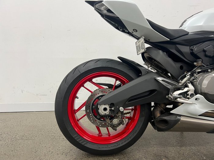 2015 DUCATI 899 PANIGALE White
