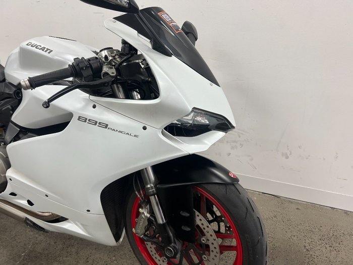 2015 DUCATI 899 PANIGALE White