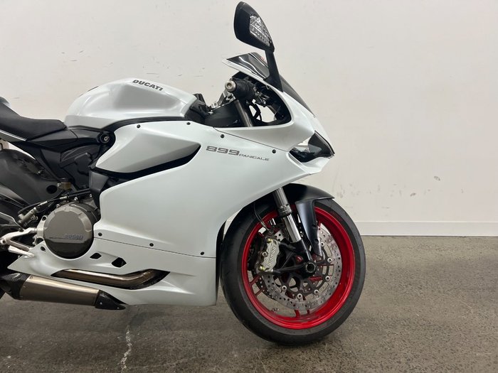 2015 DUCATI 899 PANIGALE White