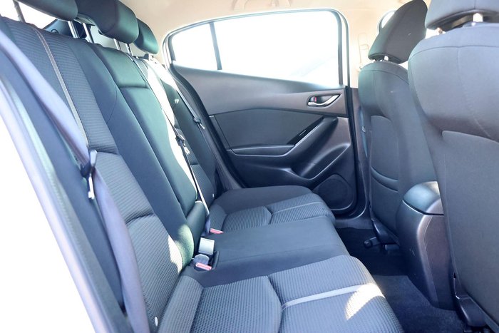 2017 Mazda 3 Maxx