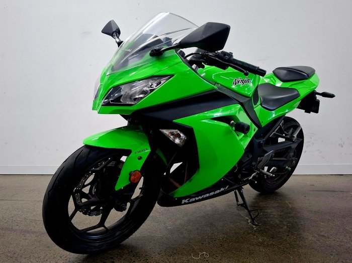 2014 Kawasaki NINJA 300 ABS Green