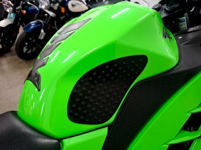 2014 Kawasaki NINJA 300 ABS Green