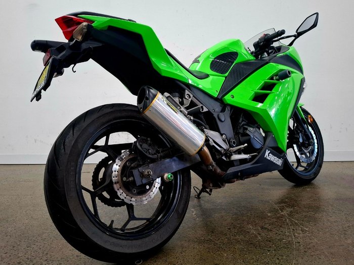 2014 Kawasaki NINJA 300 ABS Green
