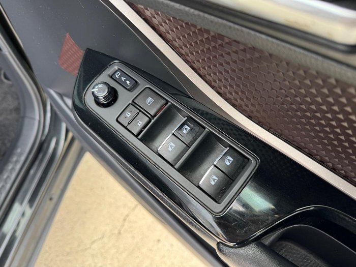 2017 Toyota C-HR Koba NGX10R Ink