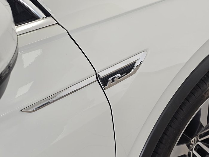 2016 Volkswagen Tiguan 162TSI Highline 5N MY17 Four Wheel Drive Pure White