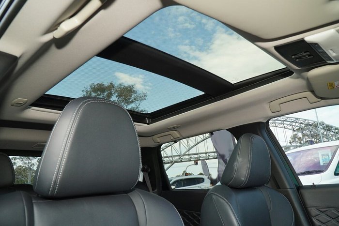 2024 Mitsubishi Outlander Exceed