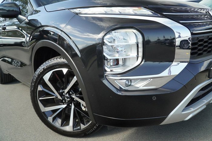 2024 Mitsubishi Outlander Exceed