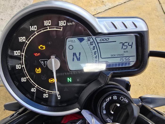 2024 Triumph SCRAMBLER 400 X White