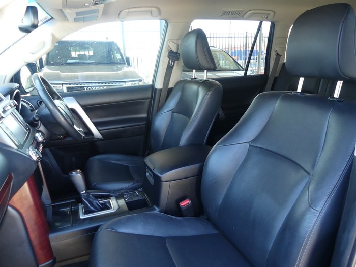 2017 Toyota Landcruiser Prado VX