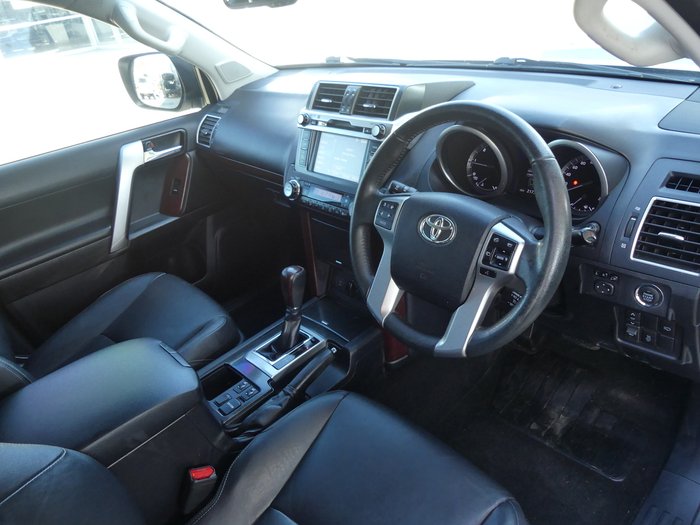 2017 Toyota Landcruiser Prado VX