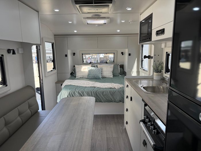 2025 Franklin Core 215 Double Bunk