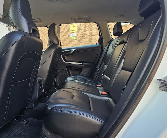 2015 Volvo XC60 T5 Luxury MY15 Ice White