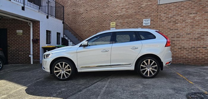 2015 Volvo XC60 T5 Luxury MY15 Ice White