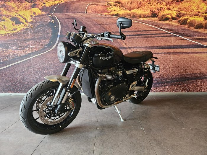 2022 Triumph Speed Twin 1200 Speed Twin Black