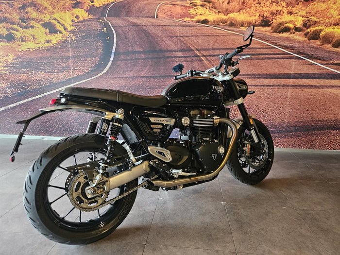 2022 Triumph Speed Twin 1200 Speed Twin Black