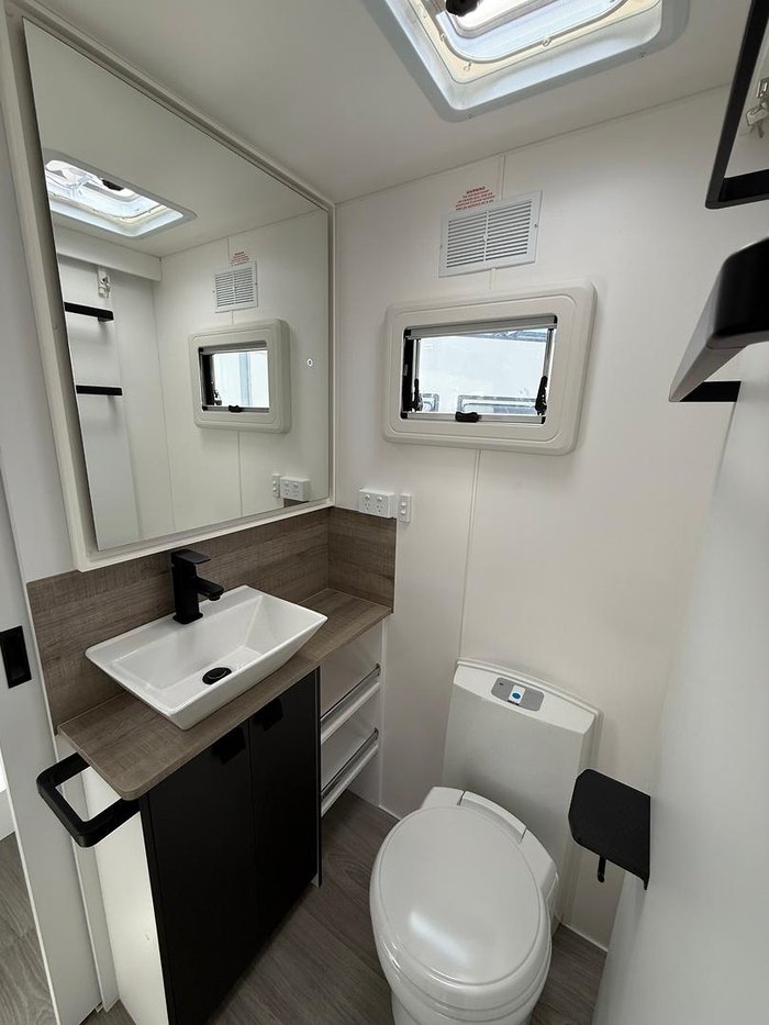 2025 Franklin G5 225 Rear Club