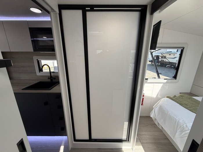 2025 Franklin G5 225 Rear Club