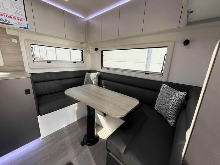 2025 Franklin G5 225 Rear Club