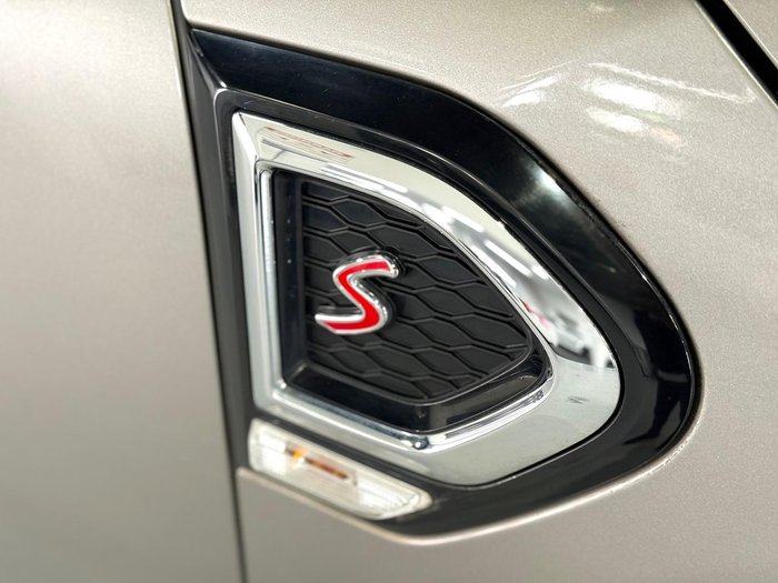 2018 MINI Countryman Cooper S F60 Melting Silver