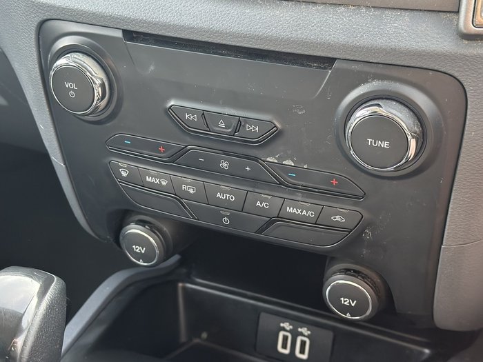 2017 Ford Everest Trend