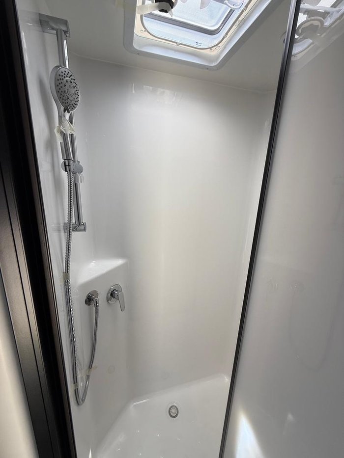 2025 Franklin Razor 206 Club Lounge