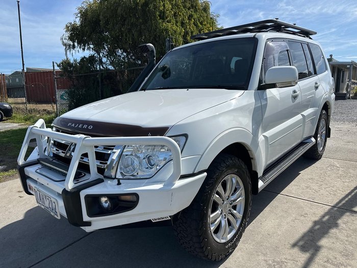 2013 Mitsubishi Pajero VR-X NW MY14 4X4 White