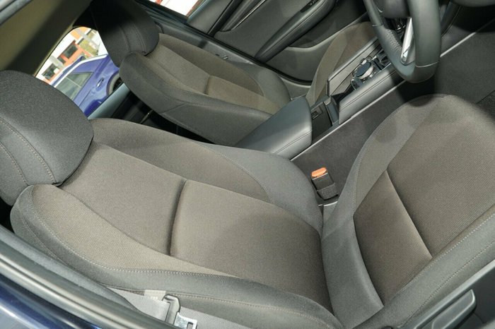 2020 Mazda 3 G20 Evolve