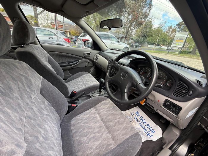 2000 Nissan Pulsar LX N16 Grey