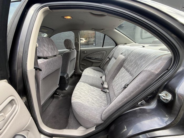2000 Nissan Pulsar LX N16 Grey