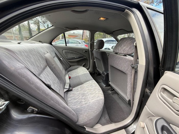 2000 Nissan Pulsar LX N16 Grey