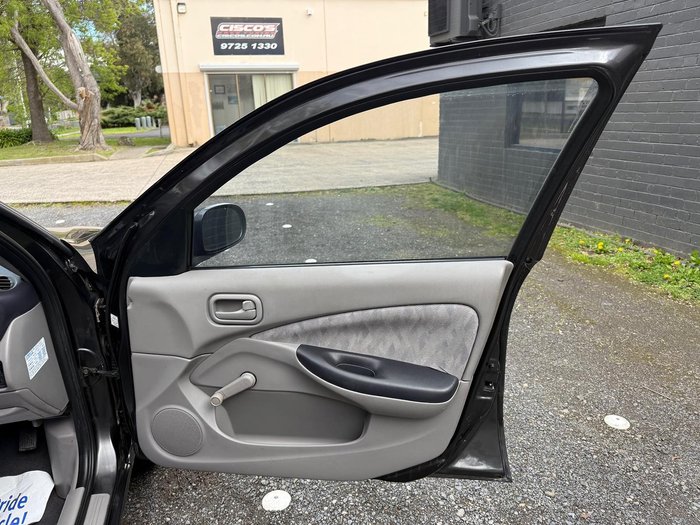 2000 Nissan Pulsar LX N16 Grey