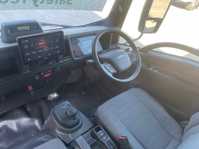 2025 Isuzu Nqr 88/80-190 Am NQR 88/80-190 AM D34 PanTech