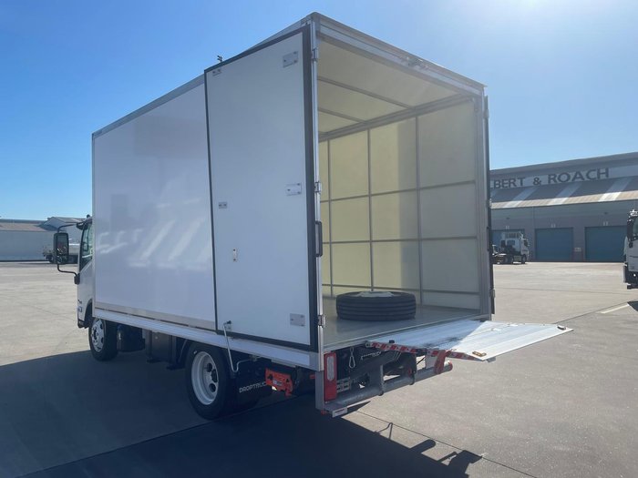 2025 Isuzu Nqr 88/80-190 Am NQR 88/80-190 AM D34 PanTech