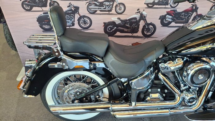 2020 Harley-davidson FLDE DELUXE (107) Vivid Black