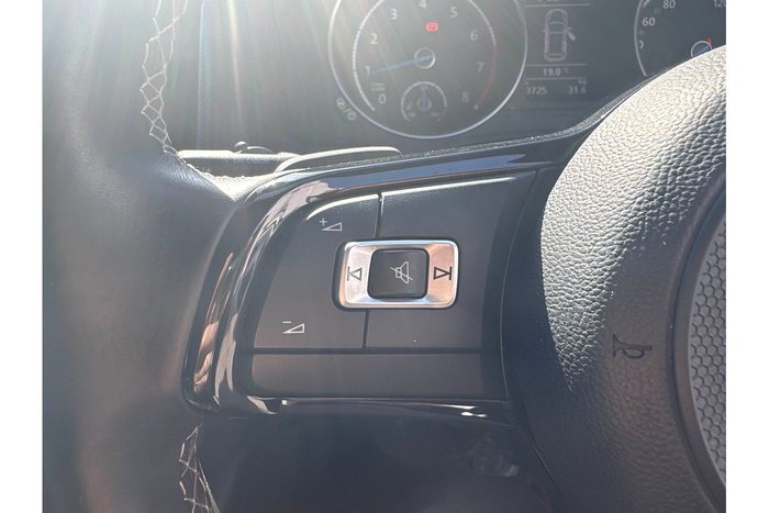 2016 Volkswagen Scirocco R