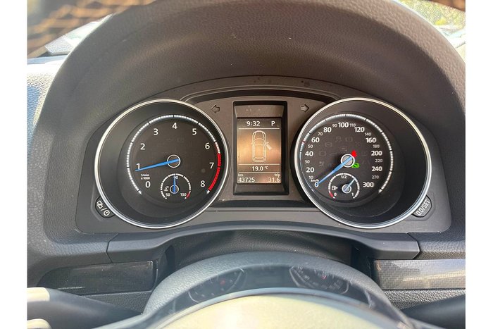 2016 Volkswagen Scirocco R