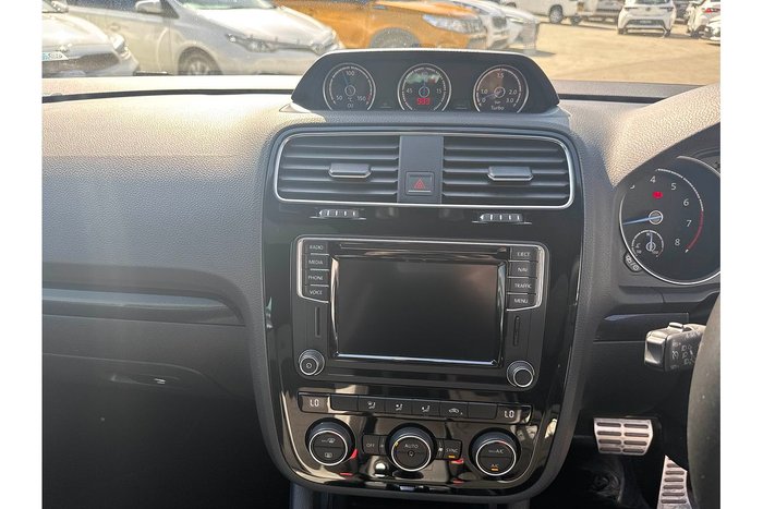 2016 Volkswagen Scirocco R