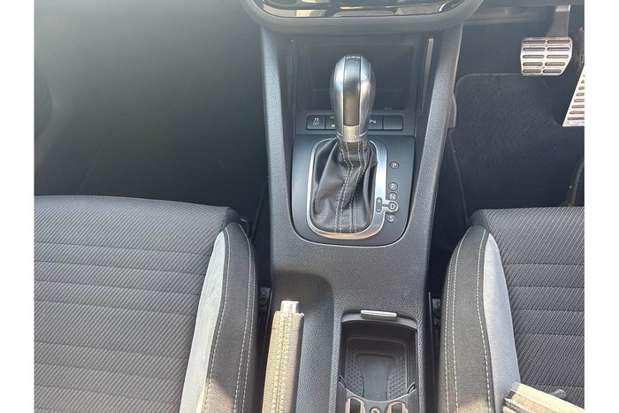 2016 Volkswagen Scirocco R