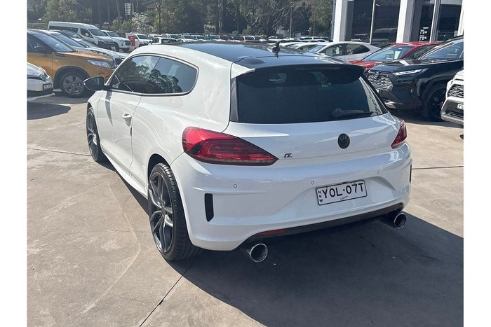 2016 Volkswagen Scirocco R