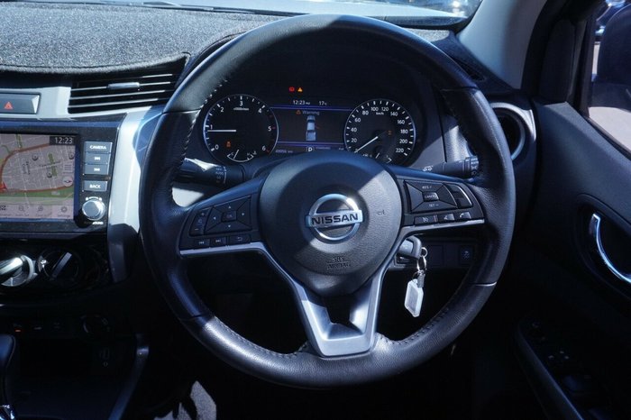 2021 Nissan Navara ST