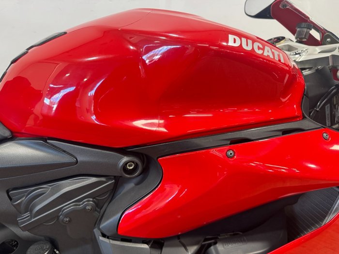2013 Ducati 1199 PANIGALE RED