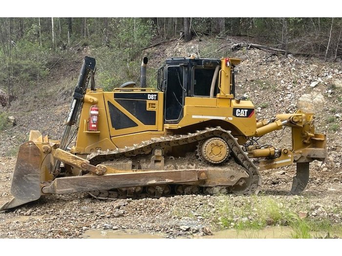 2011 CATERPILLAR D8t Dozer