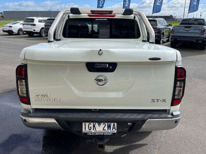 2015 Nissan Navara ST-X D23 4X4 Dual Range White Diamond
