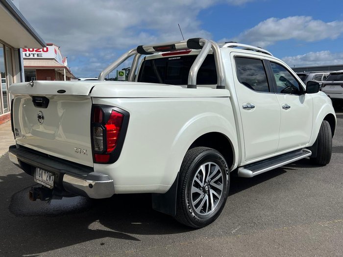 2015 Nissan Navara ST-X D23 4X4 Dual Range White Diamond