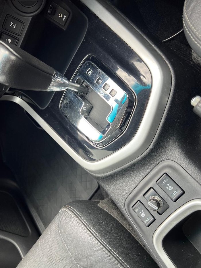 2015 Nissan Navara ST-X D23 4X4 Dual Range White Diamond