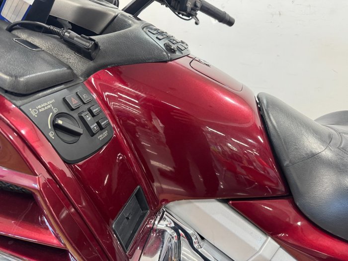 2005 Honda GL1800 (GL1800A) GOLDWING MAROON
