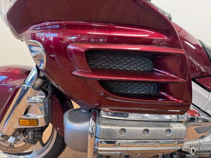 2005 Honda GL1800 (GL1800A) GOLDWING MAROON