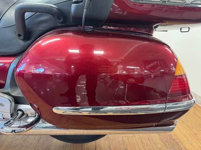 2005 Honda GL1800 (GL1800A) GOLDWING MAROON