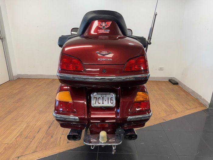 2005 Honda GL1800 (GL1800A) GOLDWING MAROON